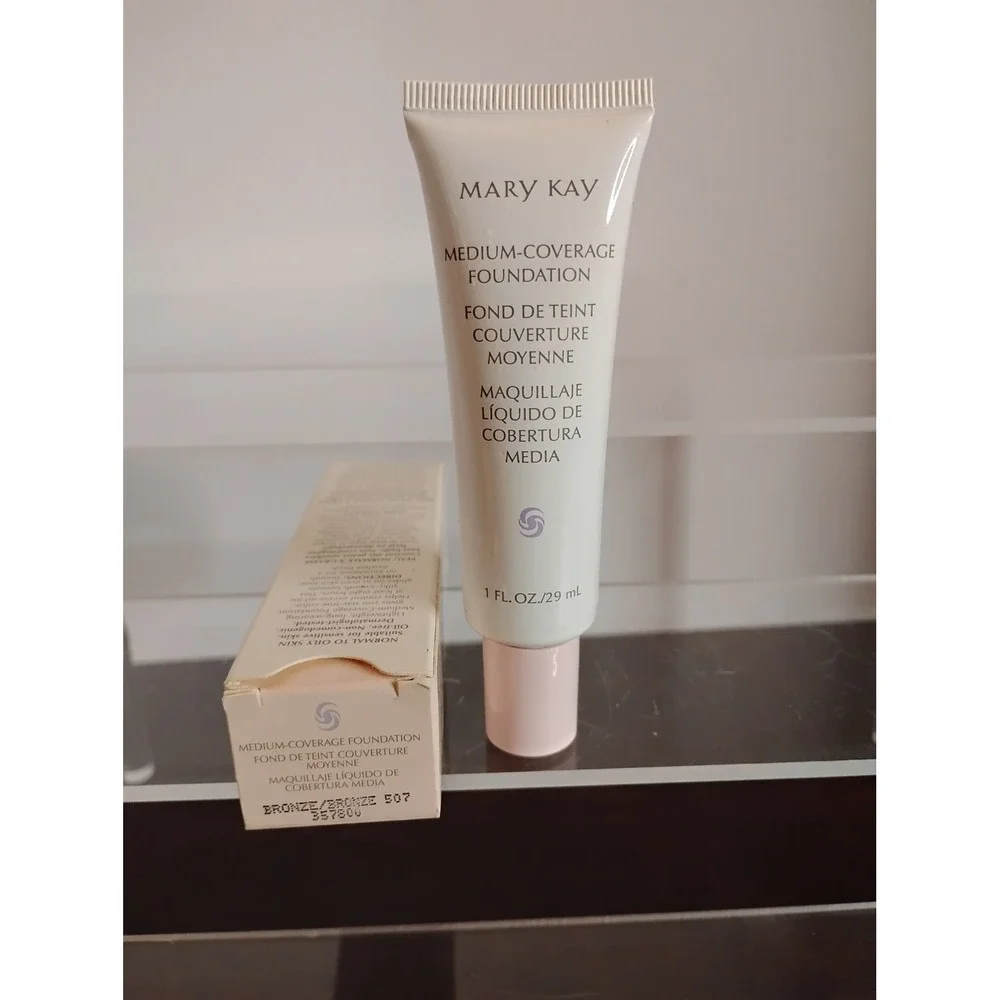 Mary Kay Medium Coverage Foundation Bronze 507 Normal to Oily Skin 1 fl oz NIB